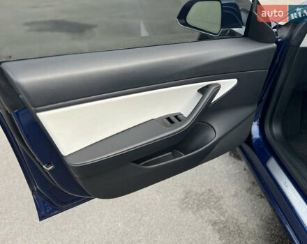 Синий Тесла Модель 3, объемом двигателя 0 л и пробегом 115 тыс. км за 14800 $, фото 16 на Automoto.ua