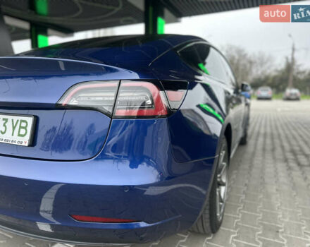 Синий Тесла Модель 3, объемом двигателя 0 л и пробегом 80 тыс. км за 15900 $, фото 33 на Automoto.ua