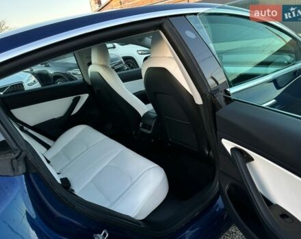 Синій Тесла Модель 3, об'ємом двигуна 0 л та пробігом 155 тис. км за 17800 $, фото 57 на Automoto.ua