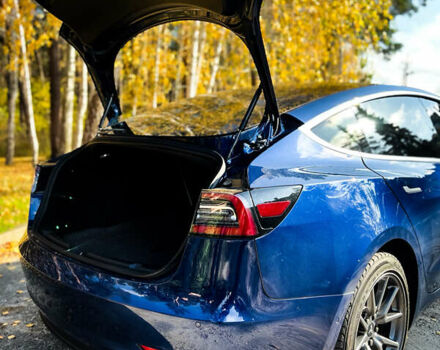 Синий Тесла Модель 3, объемом двигателя 0 л и пробегом 160 тыс. км за 16999 $, фото 7 на Automoto.ua