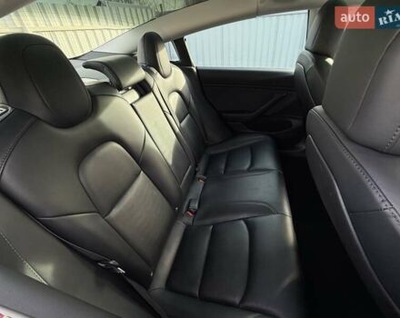 Синій Тесла Модель 3, об'ємом двигуна 0 л та пробігом 149 тис. км за 12899 $, фото 10 на Automoto.ua