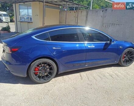 Синий Тесла Модель 3, объемом двигателя 0 л и пробегом 105 тыс. км за 19900 $, фото 6 на Automoto.ua