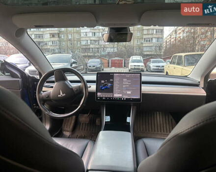 Синий Тесла Модель 3, объемом двигателя 0 л и пробегом 120 тыс. км за 17450 $, фото 10 на Automoto.ua