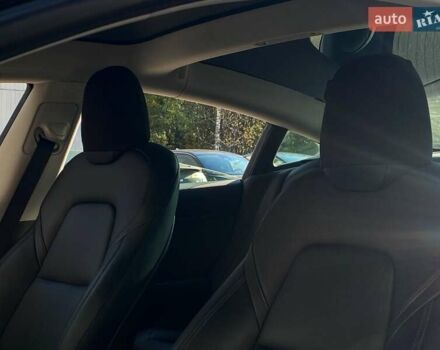 Синий Тесла Модель 3, объемом двигателя 0 л и пробегом 129 тыс. км за 17500 $, фото 12 на Automoto.ua