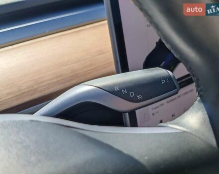 Тесла Модель 3 2019 у Харкові на Automoto.ua Синій Тесла Модель 3, об'ємом двигуна 0 л та пробігом 71 тис. км за 15430 $, фото 24 на Automoto.ua