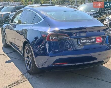 Тесла Модель 3 2019 у Харкові на Automoto.ua Синій Тесла Модель 3, об'ємом двигуна 0 л та пробігом 71 тис. км за 15430 $, фото 12 на Automoto.ua