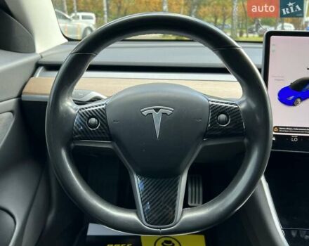 Тесла Модель 3 2019 у Львові на Automoto.ua Синій Тесла Модель 3, об'ємом двигуна 0 л та пробігом 130 тис. км за 16700 $, фото 14 на Automoto.ua