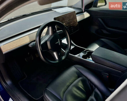 Синій Тесла Модель 3, об'ємом двигуна 0 л та пробігом 100 тис. км за 18500 $, фото 6 на Automoto.ua
