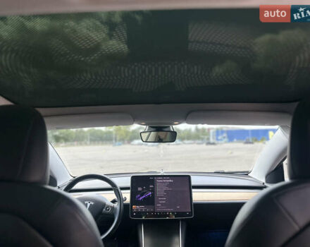 Синий Тесла Модель 3, объемом двигателя 0 л и пробегом 90 тыс. км за 19000 $, фото 13 на Automoto.ua