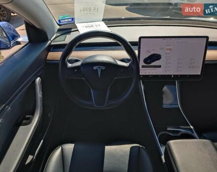 Тесла Модель 3 2019 у Харкові на Automoto.ua Синій Тесла Модель 3, об'ємом двигуна 0 л та пробігом 71 тис. км за 15430 $, фото 16 на Automoto.ua