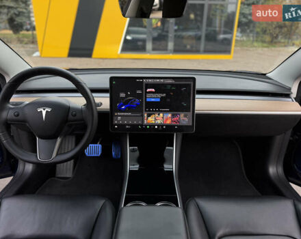 Синій Тесла Модель 3, об'ємом двигуна 0 л та пробігом 111 тис. км за 15000 $, фото 13 на Automoto.ua