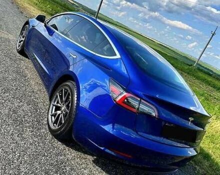Синий Тесла Модель 3, объемом двигателя 0 л и пробегом 64 тыс. км за 14000 $, фото 3 на Automoto.ua