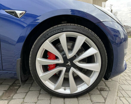 Синий Тесла Модель 3, объемом двигателя 0 л и пробегом 58 тыс. км за 24900 $, фото 7 на Automoto.ua