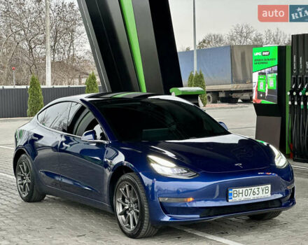 Синий Тесла Модель 3, объемом двигателя 0 л и пробегом 80 тыс. км за 15900 $, фото 1 на Automoto.ua