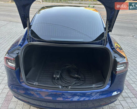 Синій Тесла Модель 3, об'ємом двигуна 0 л та пробігом 118 тис. км за 17000 $, фото 14 на Automoto.ua