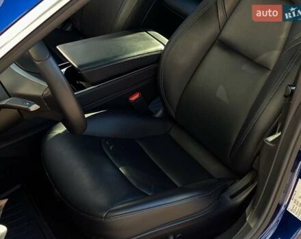 Синий Тесла Модель 3, объемом двигателя 0 л и пробегом 129 тыс. км за 17500 $, фото 11 на Automoto.ua