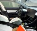 Синій Тесла Модель 3, об'ємом двигуна 0.36 л та пробігом 87 тис. км за 9000 $, фото 3 на Automoto.ua