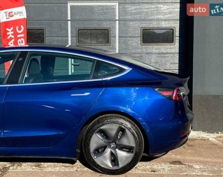Синий Тесла Модель 3, объемом двигателя 0 л и пробегом 129 тыс. км за 17500 $, фото 5 на Automoto.ua