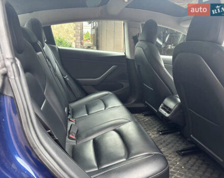 Синій Тесла Модель 3, об'ємом двигуна 0 л та пробігом 187 тис. км за 17000 $, фото 9 на Automoto.ua