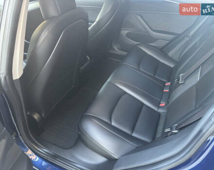 Синій Тесла Модель 3, об'ємом двигуна 0 л та пробігом 118 тис. км за 17000 $, фото 11 на Automoto.ua