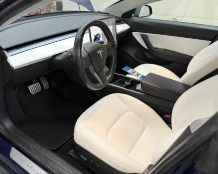 Синий Тесла Модель 3, объемом двигателя 0 л и пробегом 124 тыс. км за 13718 $, фото 5 на Automoto.ua