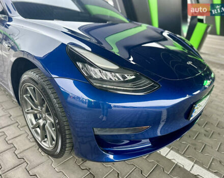 Синий Тесла Модель 3, объемом двигателя 0 л и пробегом 80 тыс. км за 15900 $, фото 26 на Automoto.ua