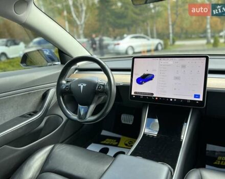 Тесла Модель 3 2019 у Львові на Automoto.ua Синій Тесла Модель 3, об'ємом двигуна 0 л та пробігом 130 тис. км за 16700 $, фото 17 на Automoto.ua