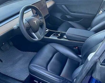 Синий Тесла Модель 3, объемом двигателя 0 л и пробегом 64 тыс. км за 14000 $, фото 4 на Automoto.ua
