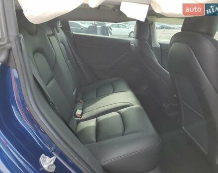 Синій Тесла Модель 3, об'ємом двигуна 0 л та пробігом 121 тис. км за 11900 $, фото 12 на Automoto.ua