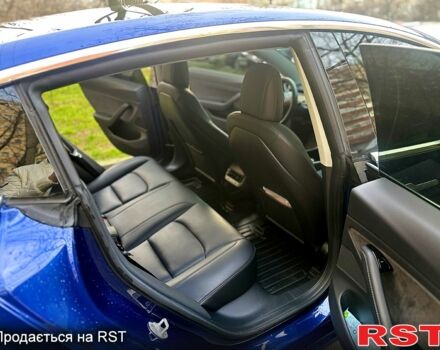 Синій Тесла Модель 3, об'ємом двигуна 0 л та пробігом 120 тис. км за 17000 $, фото 10 на Automoto.ua