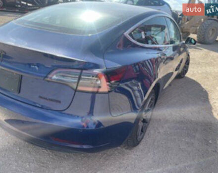 Синий Тесла Модель 3, объемом двигателя 0 л и пробегом 130 тыс. км за 13800 $, фото 2 на Automoto.ua