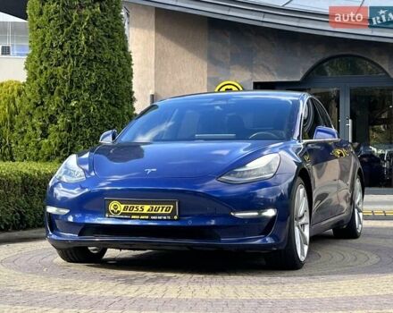 Тесла Модель 3 2019 у Львові на Automoto.ua Синій Тесла Модель 3, об'ємом двигуна 0 л та пробігом 130 тис. км за 16700 $, фото 2 на Automoto.ua