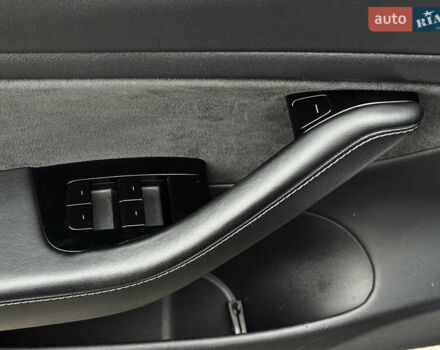 Синий Тесла Модель 3, объемом двигателя 0 л и пробегом 114 тыс. км за 19500 $, фото 19 на Automoto.ua