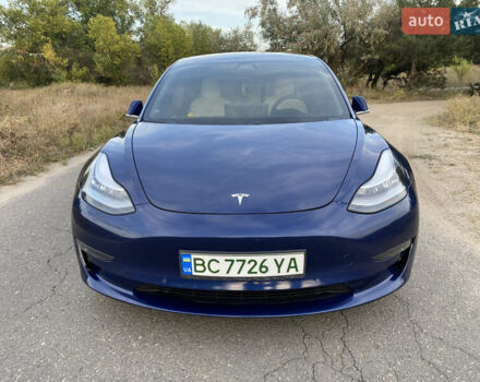 Синій Тесла Модель 3, об'ємом двигуна 0 л та пробігом 92 тис. км за 16300 $, фото 1 на Automoto.ua
