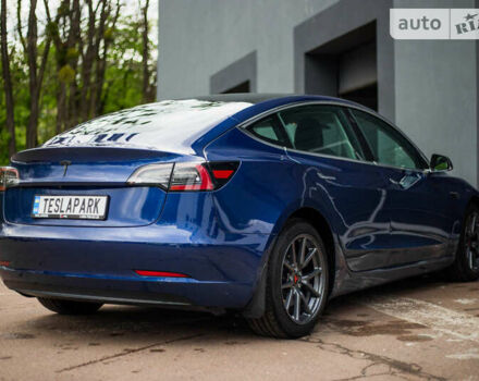 Синий Тесла Модель 3, объемом двигателя 0 л и пробегом 47 тыс. км за 25499 $, фото 8 на Automoto.ua