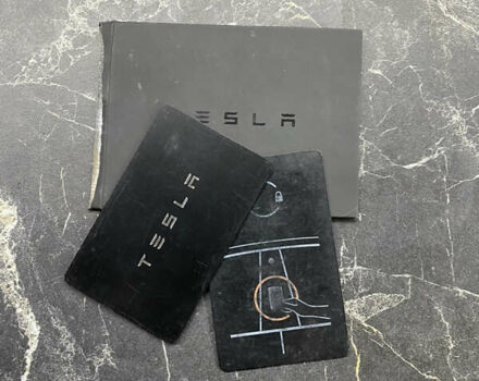 Синий Тесла Модель 3, объемом двигателя 0 л и пробегом 136 тыс. км за 14600 $, фото 18 на Automoto.ua