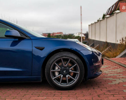 Синій Тесла Модель 3, об'ємом двигуна 0 л та пробігом 77 тис. км за 19999 $, фото 12 на Automoto.ua