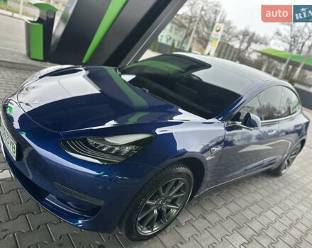 Синий Тесла Модель 3, объемом двигателя 0 л и пробегом 80 тыс. км за 15900 $, фото 38 на Automoto.ua