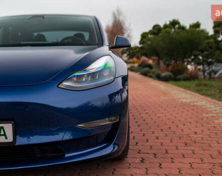 Синій Тесла Модель 3, об'ємом двигуна 0 л та пробігом 77 тис. км за 19999 $, фото 1 на Automoto.ua