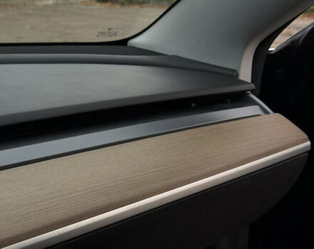 Синій Тесла Модель 3, об'ємом двигуна 0 л та пробігом 111 тис. км за 15000 $, фото 26 на Automoto.ua