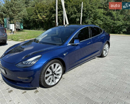 Синий Тесла Модель 3, объемом двигателя 0 л и пробегом 73 тыс. км за 19800 $, фото 3 на Automoto.ua