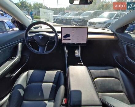Тесла Модель 3 2019 у Харкові на Automoto.ua Синій Тесла Модель 3, об'ємом двигуна 0 л та пробігом 71 тис. км за 15430 $, фото 15 на Automoto.ua