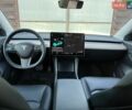 Синій Тесла Модель 3, об'ємом двигуна 0 л та пробігом 47 тис. км за 18000 $, фото 4 на Automoto.ua