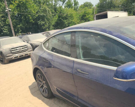 Синий Тесла Модель 3, объемом двигателя 0 л и пробегом 130 тыс. км за 13800 $, фото 9 на Automoto.ua