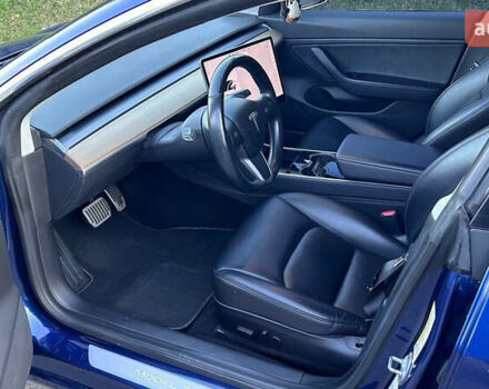 Синий Тесла Модель 3, объемом двигателя 0 л и пробегом 190 тыс. км за 17700 $, фото 19 на Automoto.ua