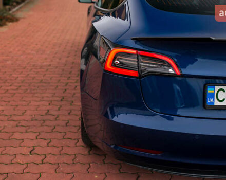 Синій Тесла Модель 3, об'ємом двигуна 0 л та пробігом 77 тис. км за 19999 $, фото 14 на Automoto.ua