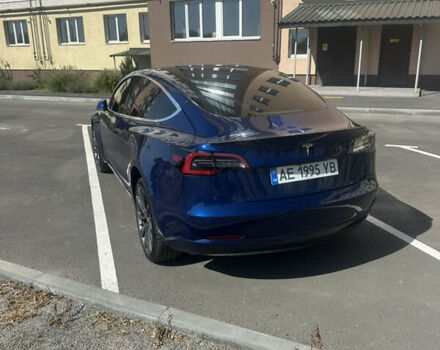 Синий Тесла Модель 3, объемом двигателя 0 л и пробегом 69 тыс. км за 20999 $, фото 2 на Automoto.ua
