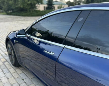 Синій Тесла Модель 3, об'ємом двигуна 0 л та пробігом 95 тис. км за 16750 $, фото 13 на Automoto.ua