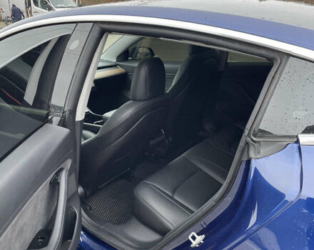 Синій Тесла Модель 3, об'ємом двигуна 0 л та пробігом 62 тис. км за 19200 $, фото 10 на Automoto.ua