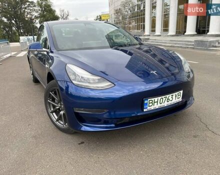 Синий Тесла Модель 3, объемом двигателя 0 л и пробегом 72 тыс. км за 15100 $, фото 7 на Automoto.ua
